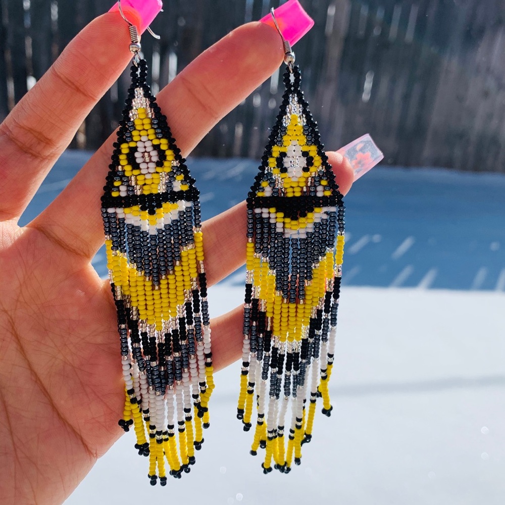 Long huichol beaded earrings
